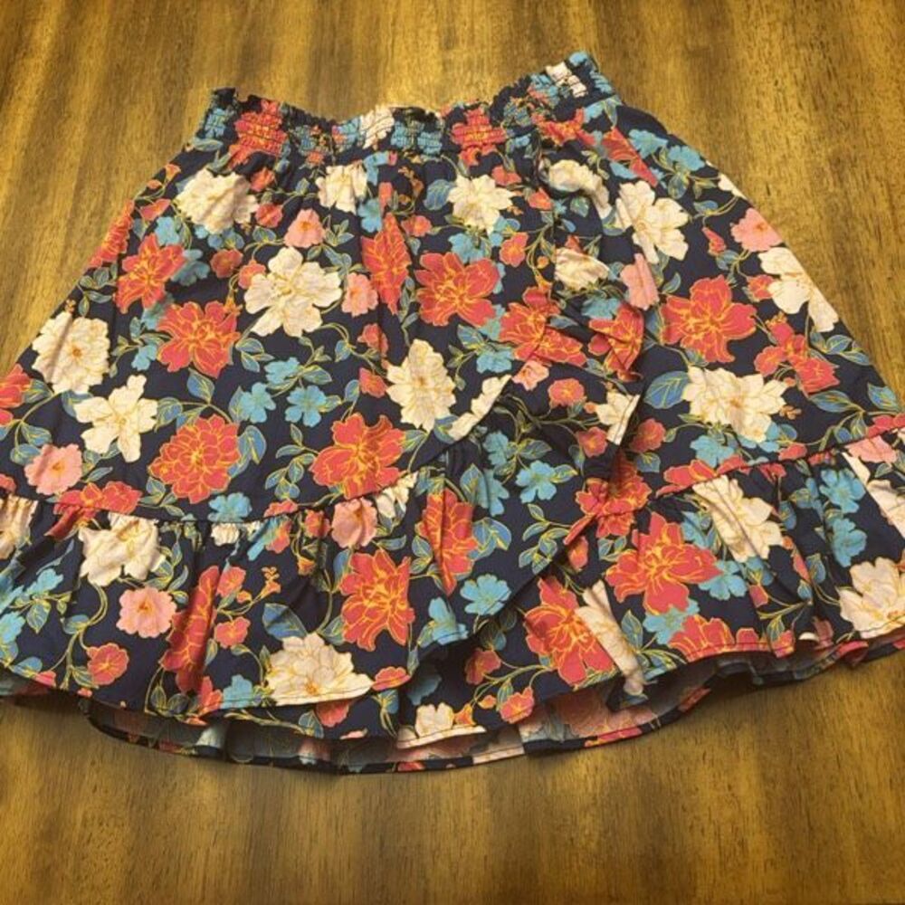 Draper James skirt, flowers and ruffles